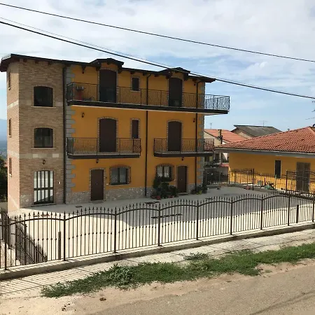 A Casa Di Laura Apartment Campagna