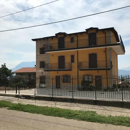 A Casa Di Laura * كامبانيا