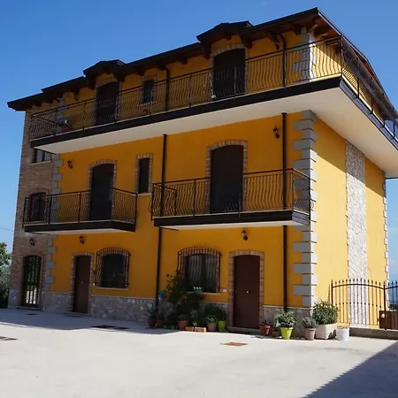 Apartment A Casa Di Laura Campagna